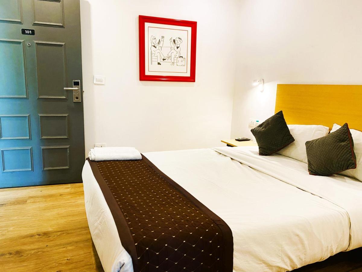 Qotel Hotel Ip Residency East Delhi Preet Vihar New Delhi Buitenkant foto