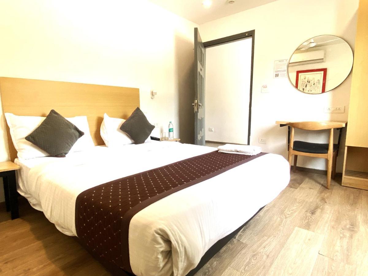 Qotel Hotel Ip Residency East Delhi Preet Vihar New Delhi Buitenkant foto