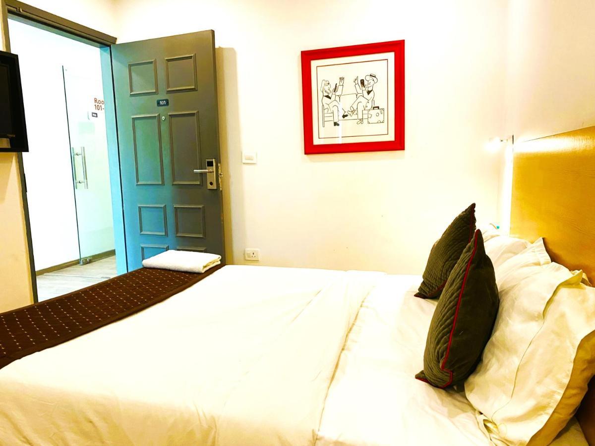 Qotel Hotel Ip Residency East Delhi Preet Vihar New Delhi Buitenkant foto