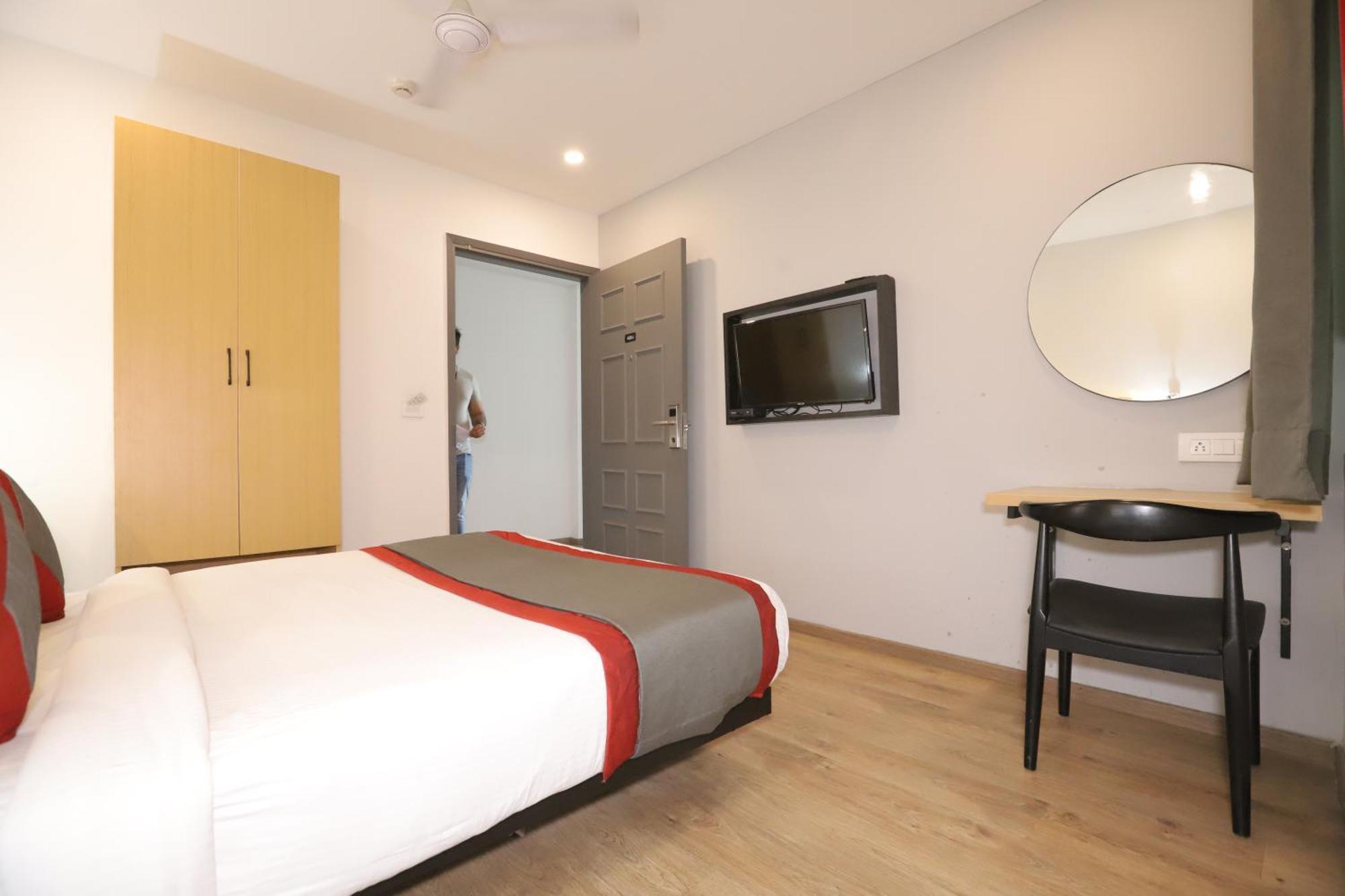 Qotel Hotel Ip Residency East Delhi Preet Vihar New Delhi Buitenkant foto