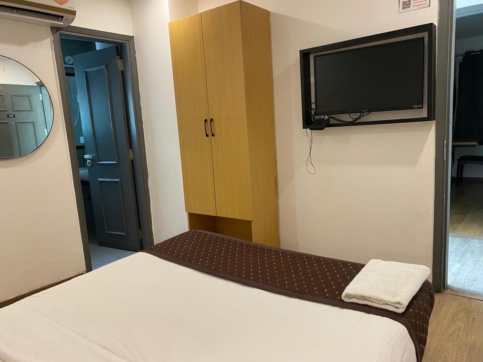 Qotel Hotel Ip Residency East Delhi Preet Vihar New Delhi Buitenkant foto